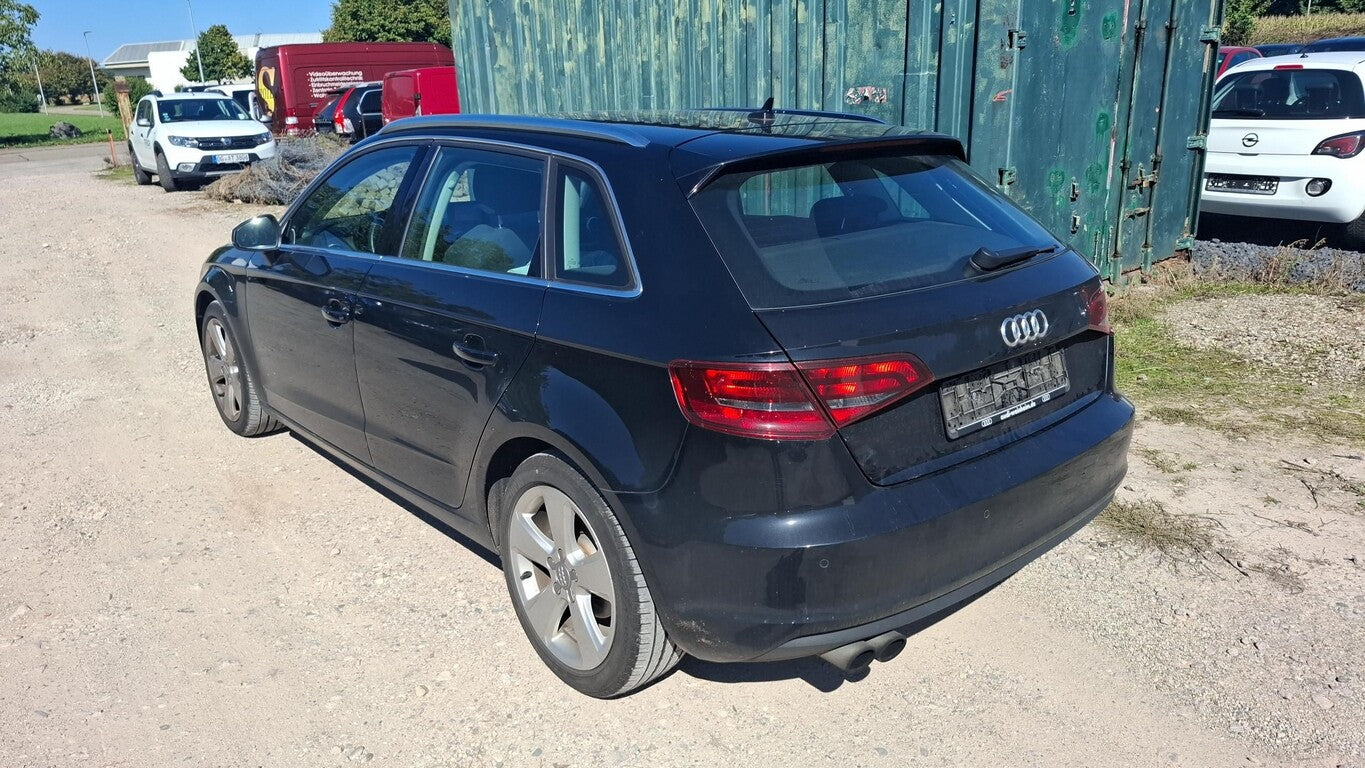 Audi A3 SB 1.4 TFSI Ambition Navi PDC SHZ LM GRA Klim 136818421 3