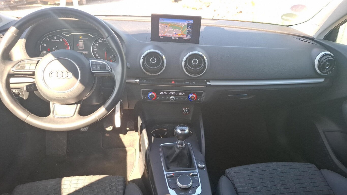 Audi A3 SB 1.4 TFSI Ambition Navi PDC SHZ LM GRA Klim 136818421 5