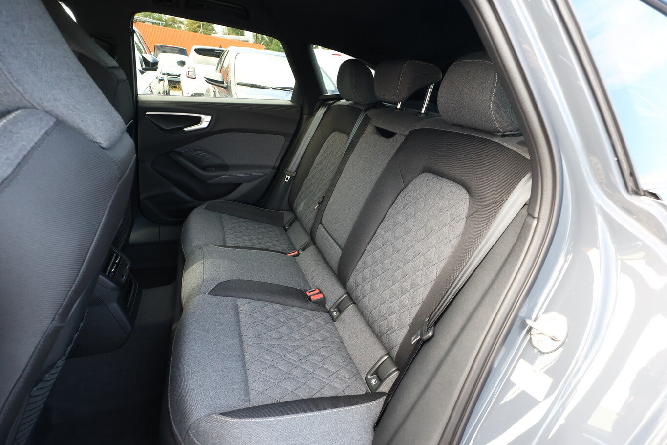 Audi A5 Avant TDI 204 ed. one Tech S line-Int 19Z ACC 109968993 9