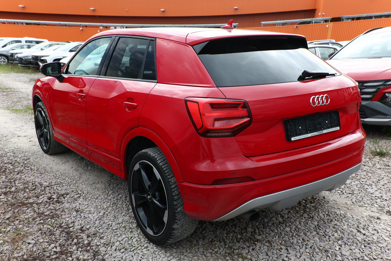 Audi Q2 30 TFSI S-tronic Sport LED Nav Kam eHK PDC 101627049 3