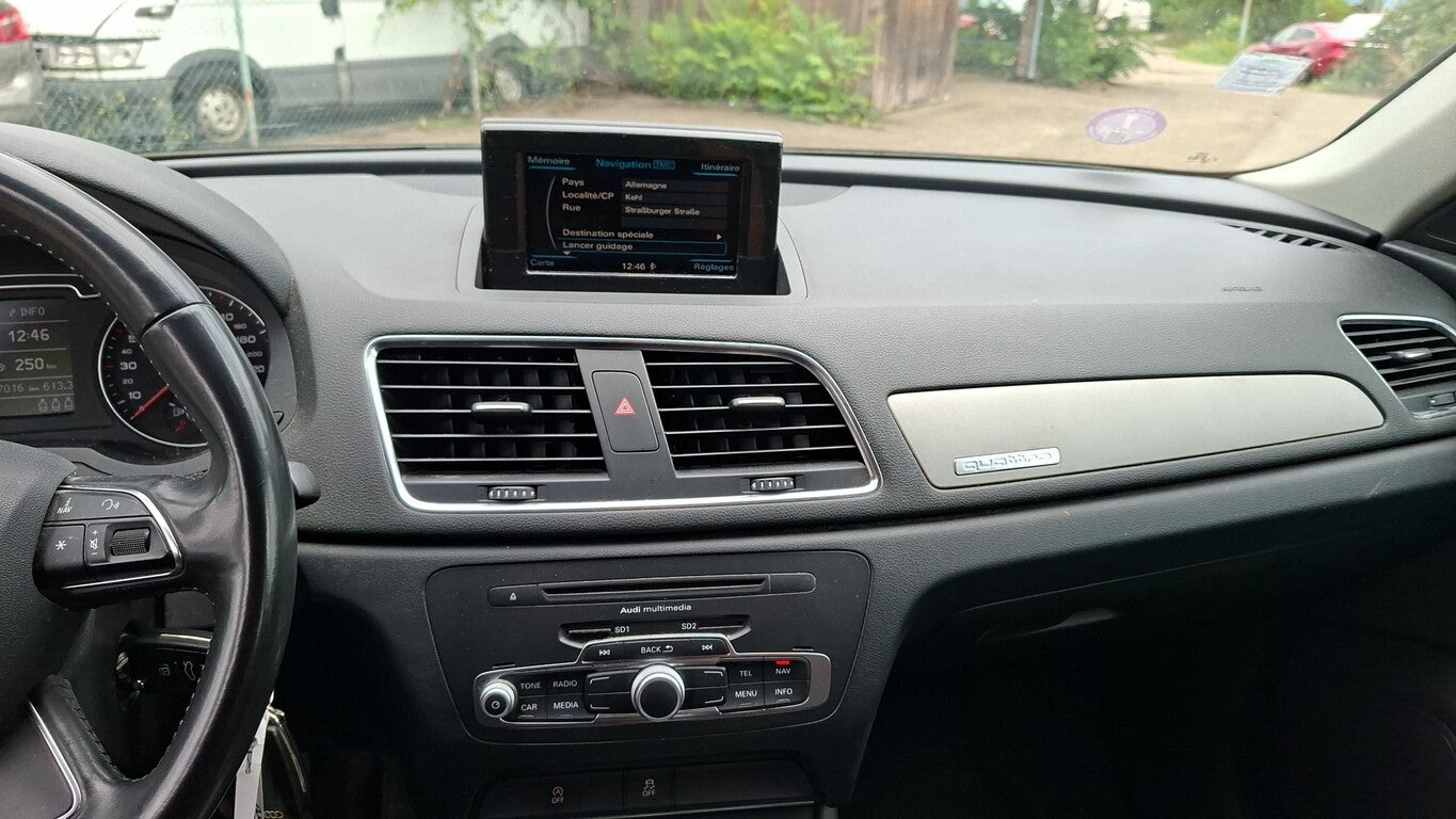 Audi Q3 2.0 TFSI quattro LM Navi PDC GRA Klima BT 129024422 5