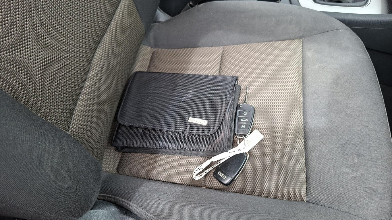 Audi Q3 2.0 TFSI quattro LM Navi PDC GRA Klima BT 129024422 12