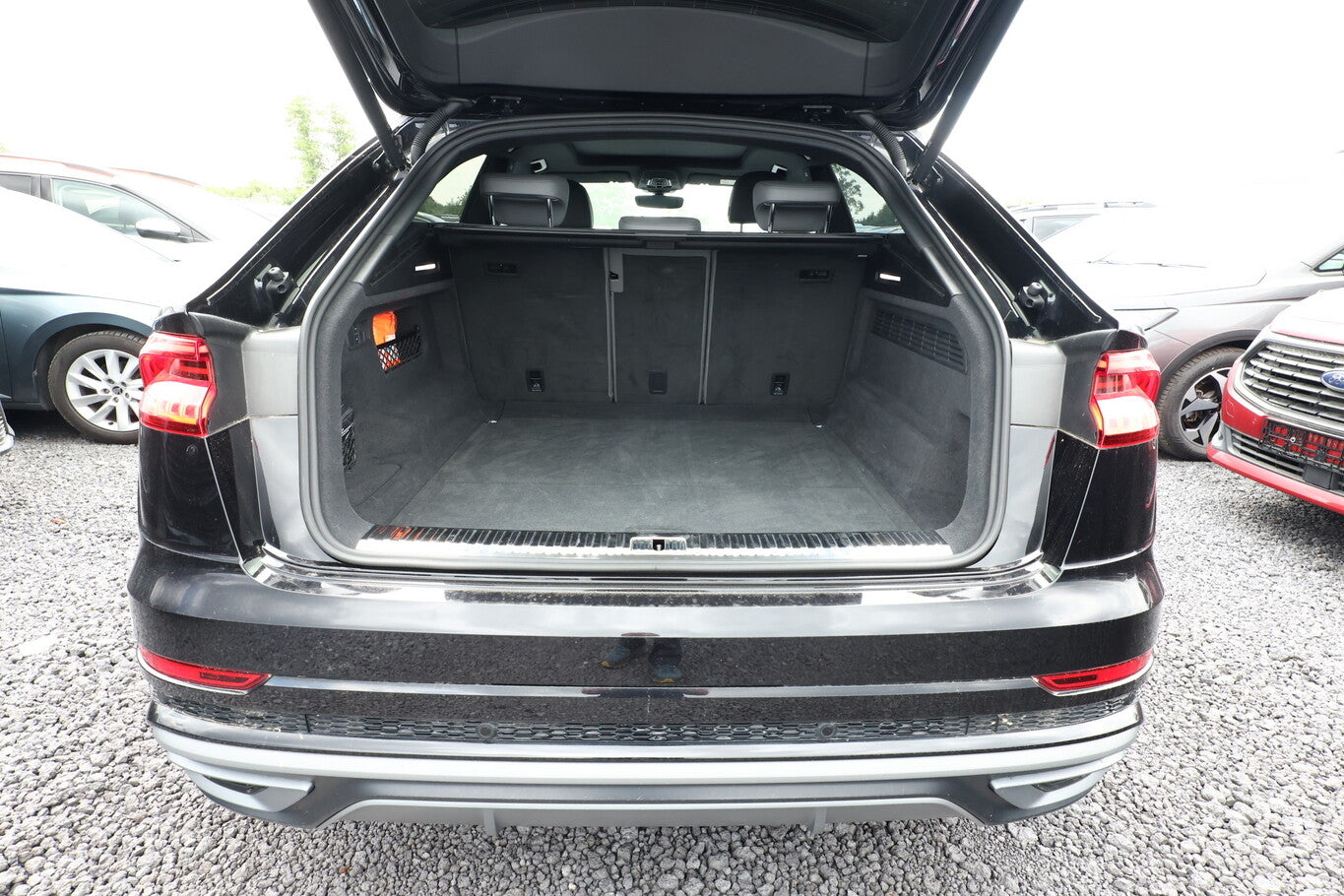 Audi Q8 50 TDI 286 quattro Matrix Leder 21Z Nav PanoD 122613860 10