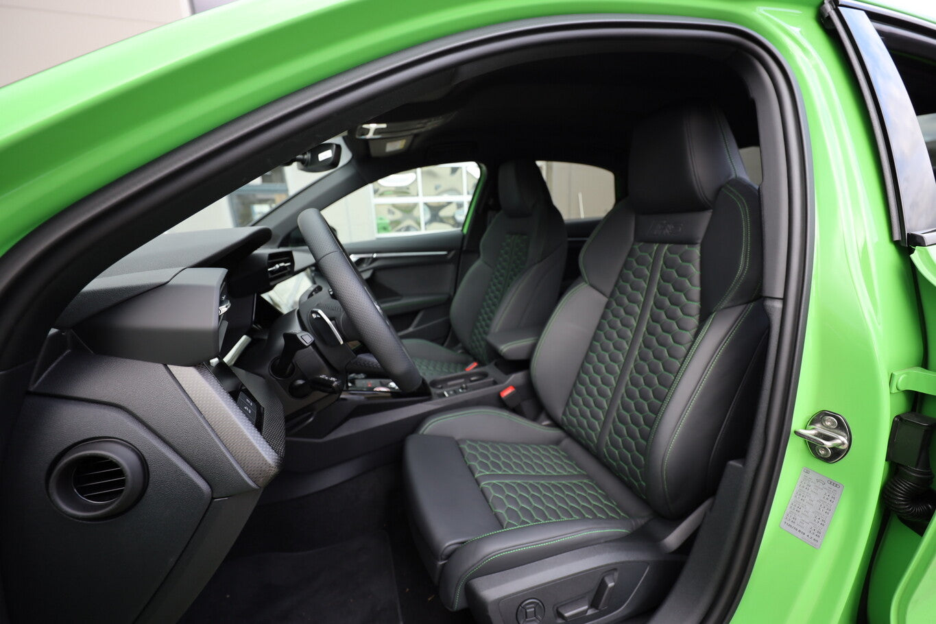 Audi RS3 2.5 TFSI 400 Limo Matrix Nav Vmax AGA Kam 81598262 5