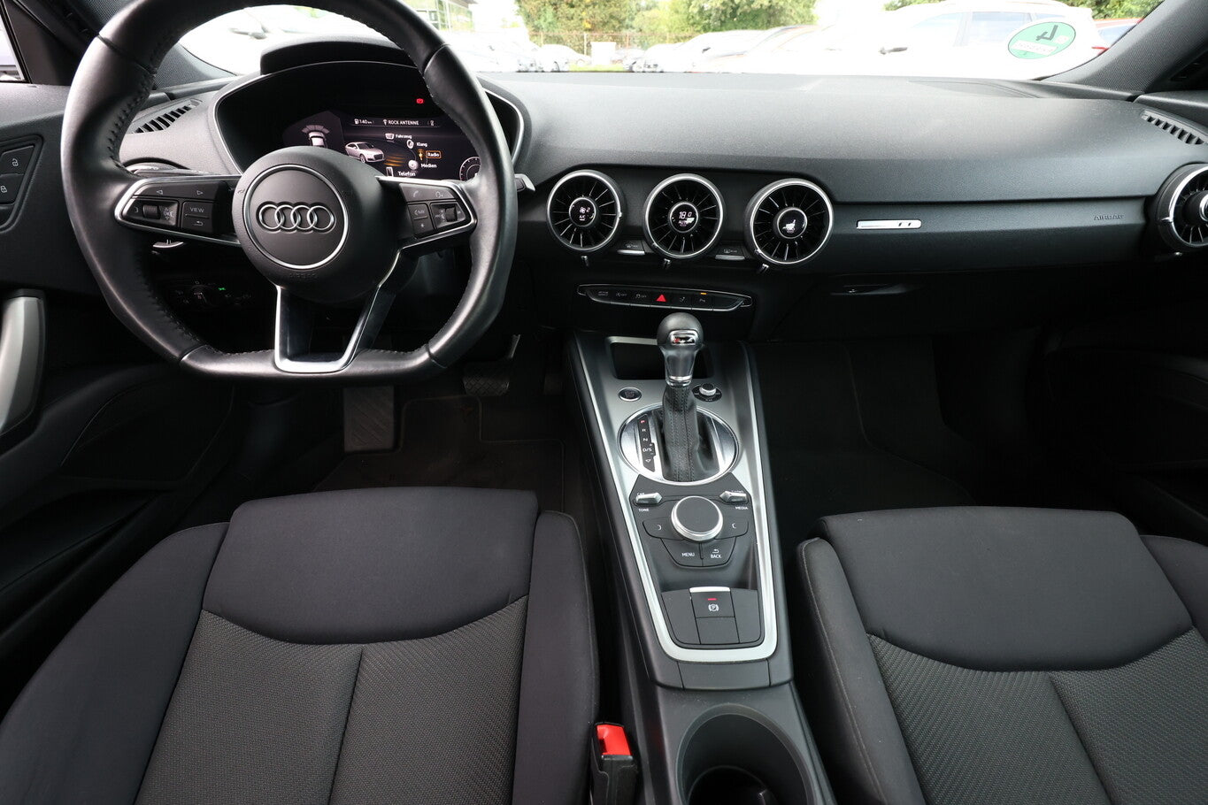 Audi TT 40 TFSI 197 DSG S line Selection LED PDC 18Z 134987321 7