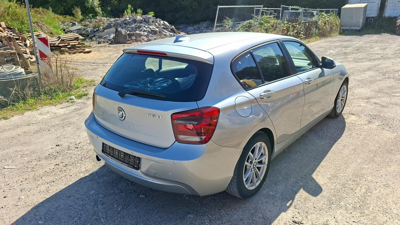 BMW 116d LM PDC Klimaaut.SHZ BT HU 06/2026 133796660 3