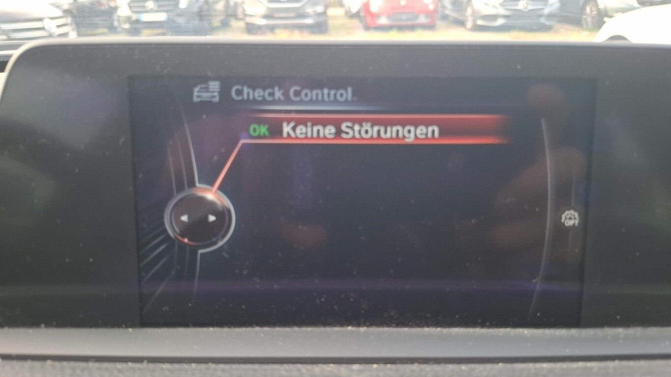 BMW 320i Lim Navi BiXe Klimaaut. SHZ PDC LM 141183128 17