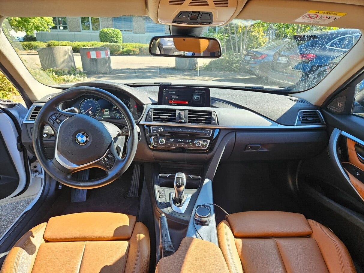 BMW 320 d Sport Line Shadow Leder Harman SchiebeD 136570281 4
