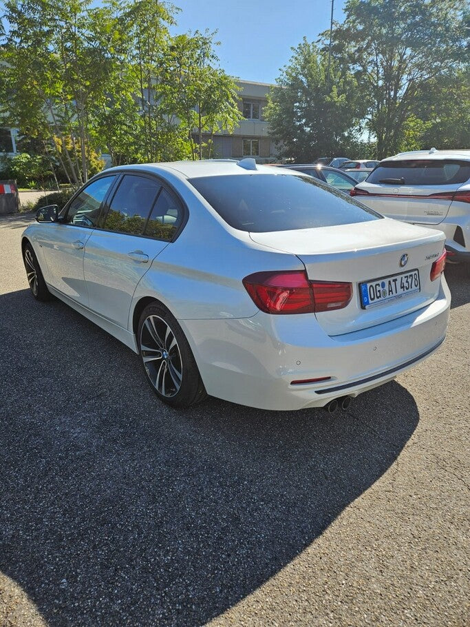 BMW 320 d Sport Line Shadow Leder Harman SchiebeD 136570281 3