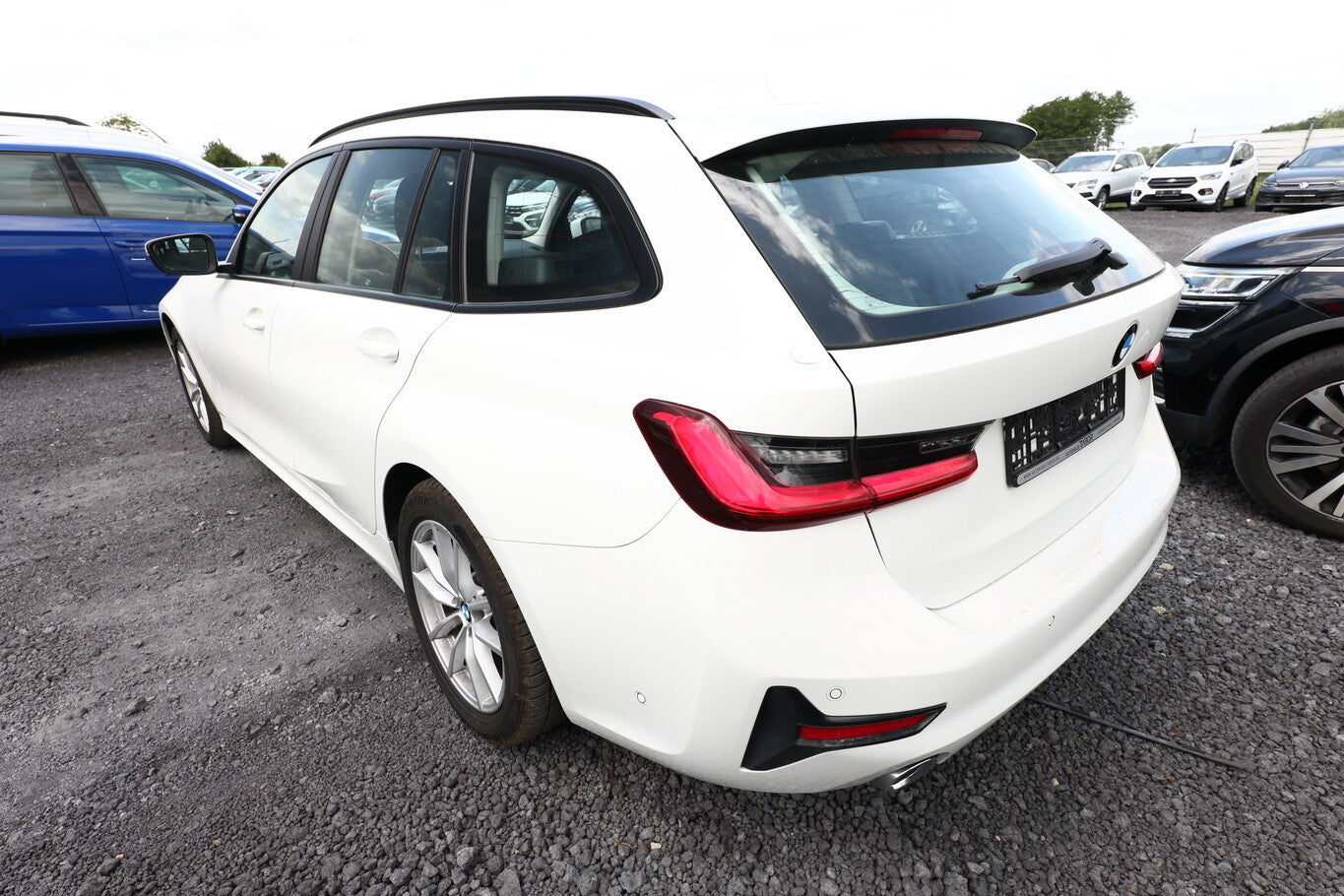 BMW 320d 190 xDrive Aut Advan BusinessP Standh ParkP 127577893 3