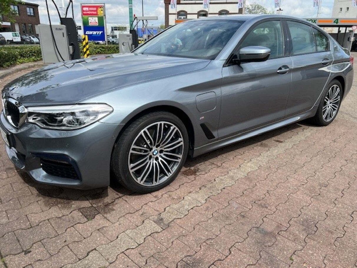 BMW 530e Steptronic M Sport LED Nav LM19Z ParkAs PDC 109964262 1