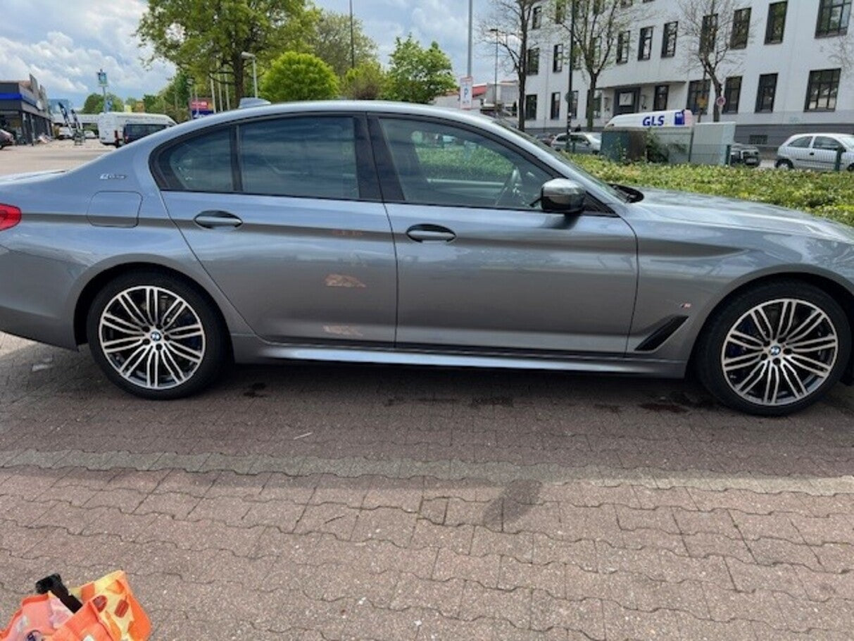 BMW 530e Steptronic M Sport LED Nav LM19Z ParkAs PDC 109964262 3