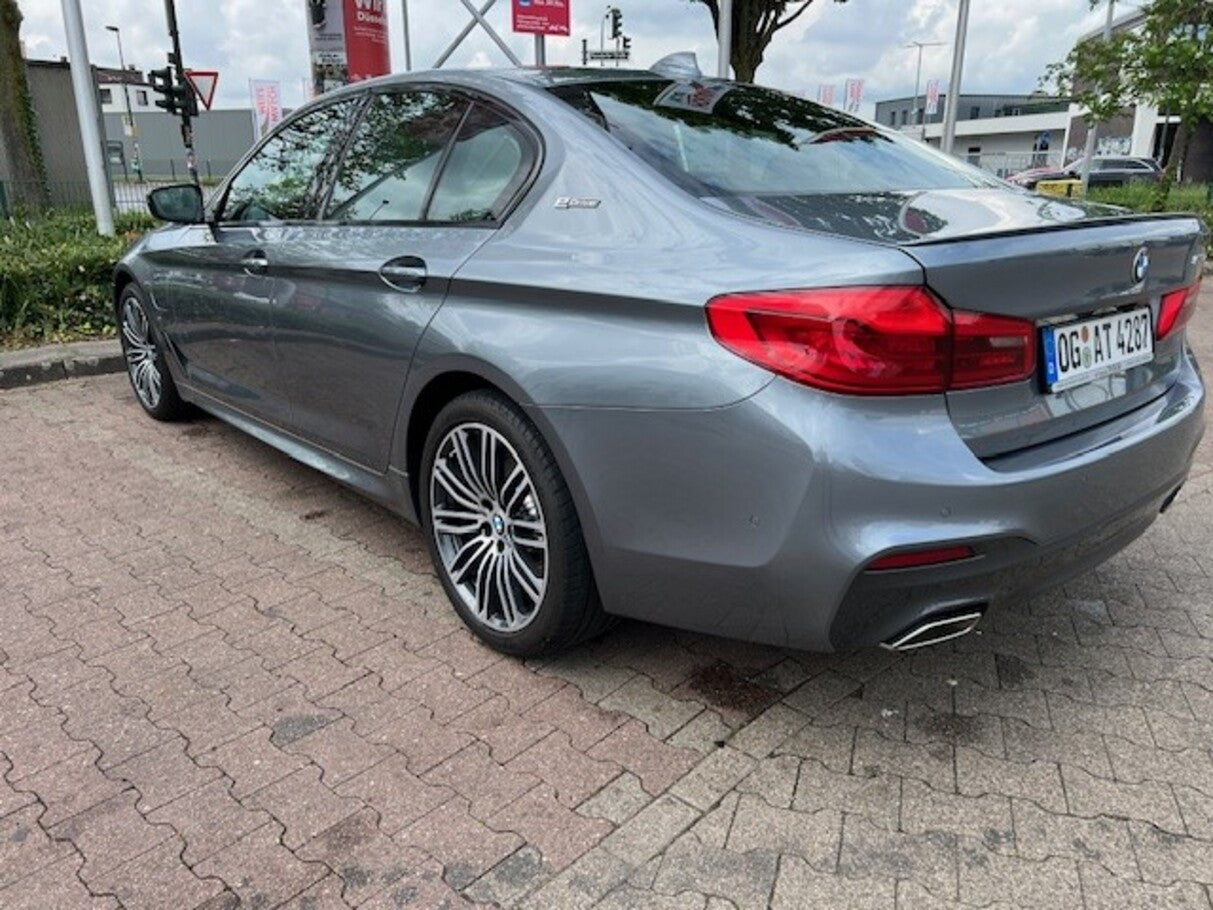 BMW 530e Steptronic M Sport LED Nav LM19Z ParkAs PDC 109964262 2