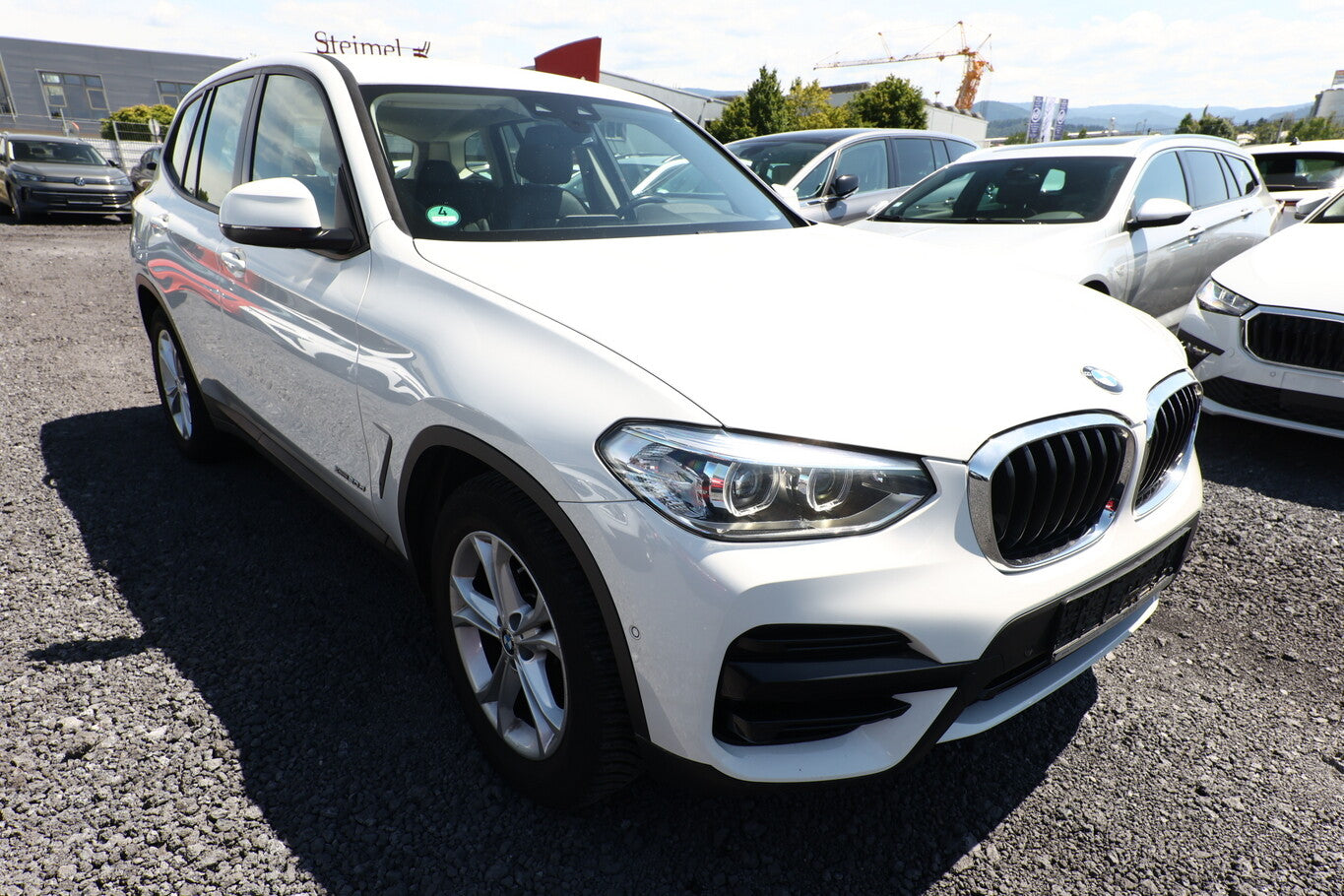 BMW X3 xDrive20d Leder LED Nav AHK Kam SHZ 18Z 130000097 1