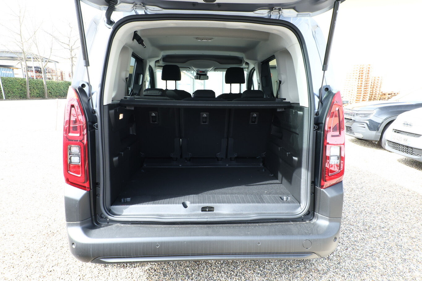 Citroën Berlingo 130 MAX M LED Nav TechP Kam PDC DigCo 109844400 10