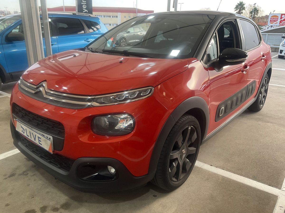 Frontal izquierda