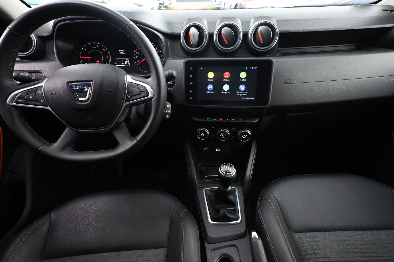 Dacia Duster II 1.3 TCe 130 Extreme Nav PDC SHZ LM17Z 103747848 7