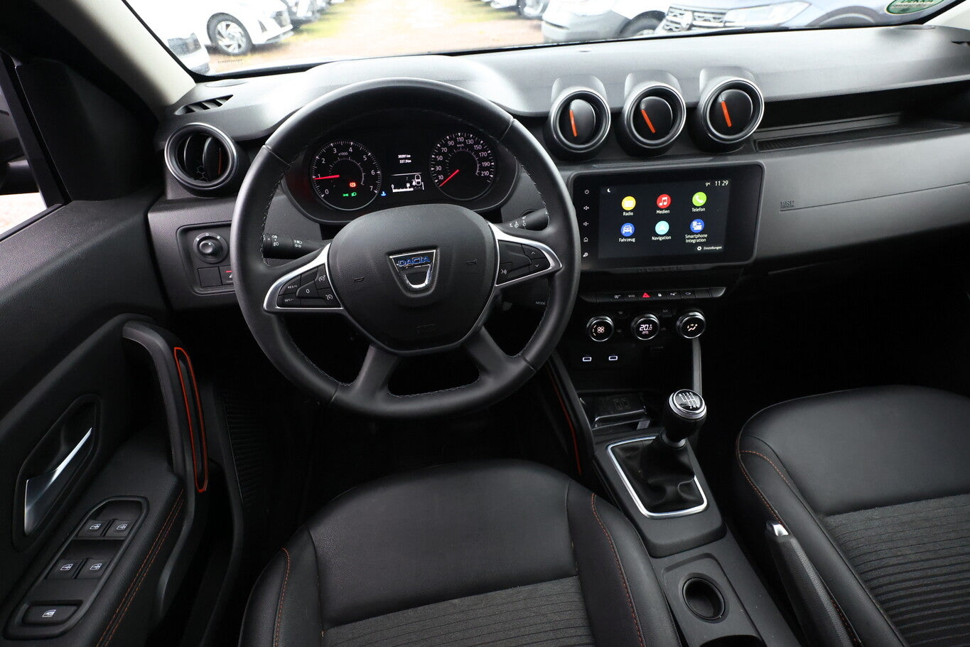 Dacia Duster II 1.3 TCe 130 Extreme Nav PDC SHZ LM17Z 103747848 6