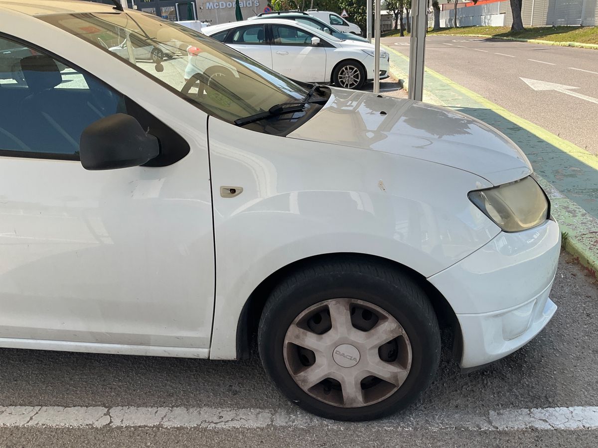 Lateral delantero derecho