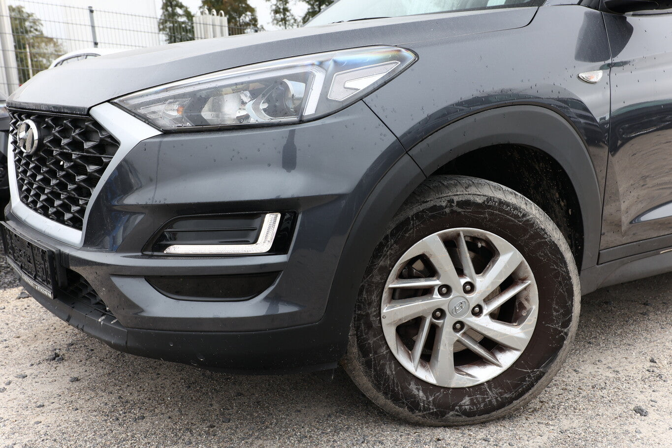 Hyundai Tucson 1.6 132 Select 2WD PDC SHZ Temp Klima 16Z 99811112 4