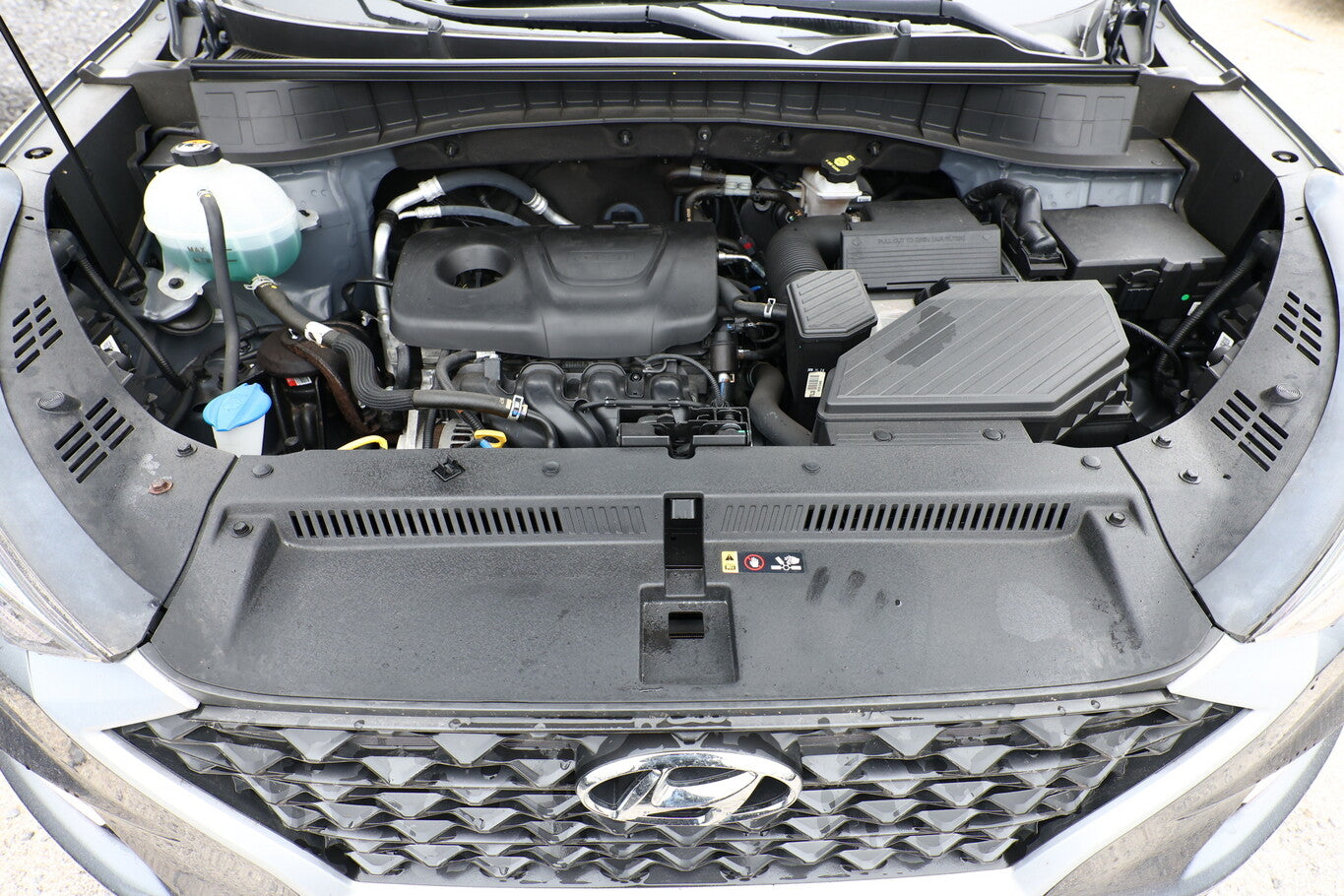 Hyundai Tucson 1.6 132 Select 2WD PDC SHZ Temp Klima 16Z 99811112 10