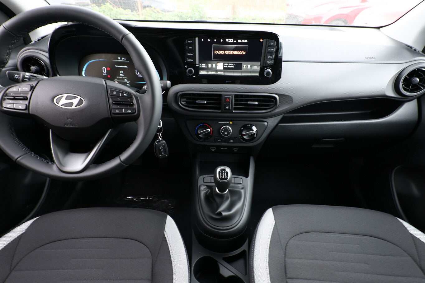 Hyundai i10 1.0 MPI 63 MY25 Nav Kam PDC CarPlay PrivG 98387456 7