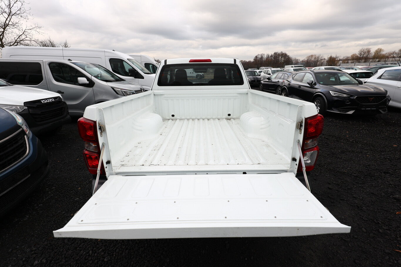 Isuzu D-Max SpaceCab 163 4x4 L Keyl Klim LKA HSA 18Z 96499781 10