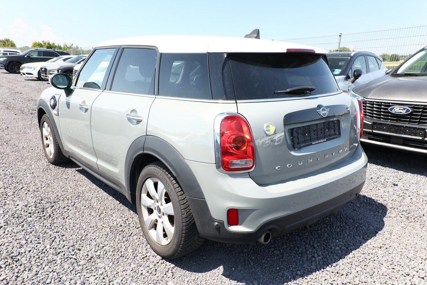 MINI Countryman Cooper SE ALL4 Steptr. Nav PDC LM17Z 127578948 3