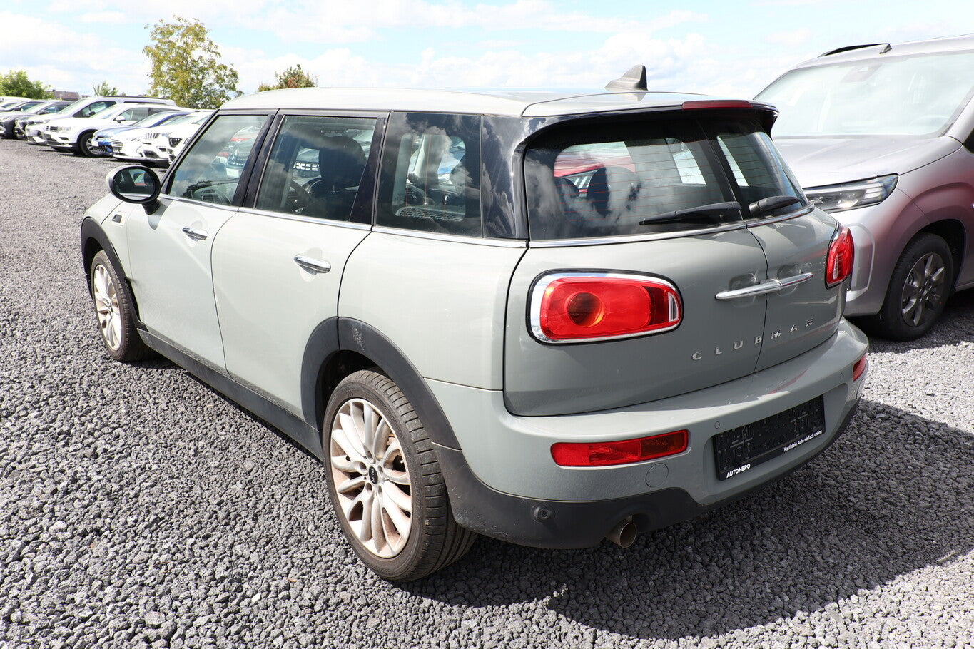 MINI Clubman One 102 Nav PDC SHZ KeyLess Harman 17Z 134753597 3