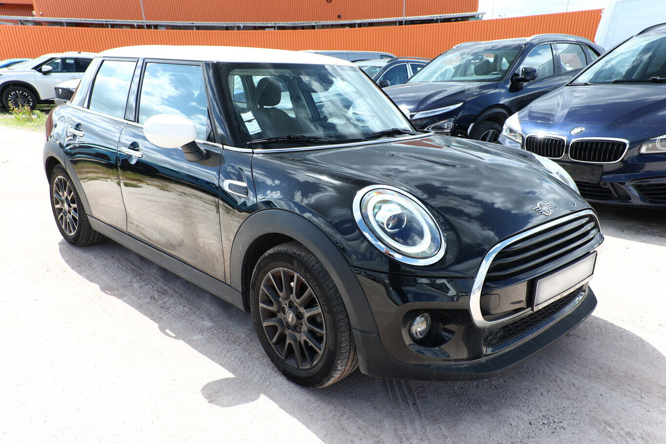 MINI Cooper 1.5 136 Pepper LED Nav. PDC 122604568 1