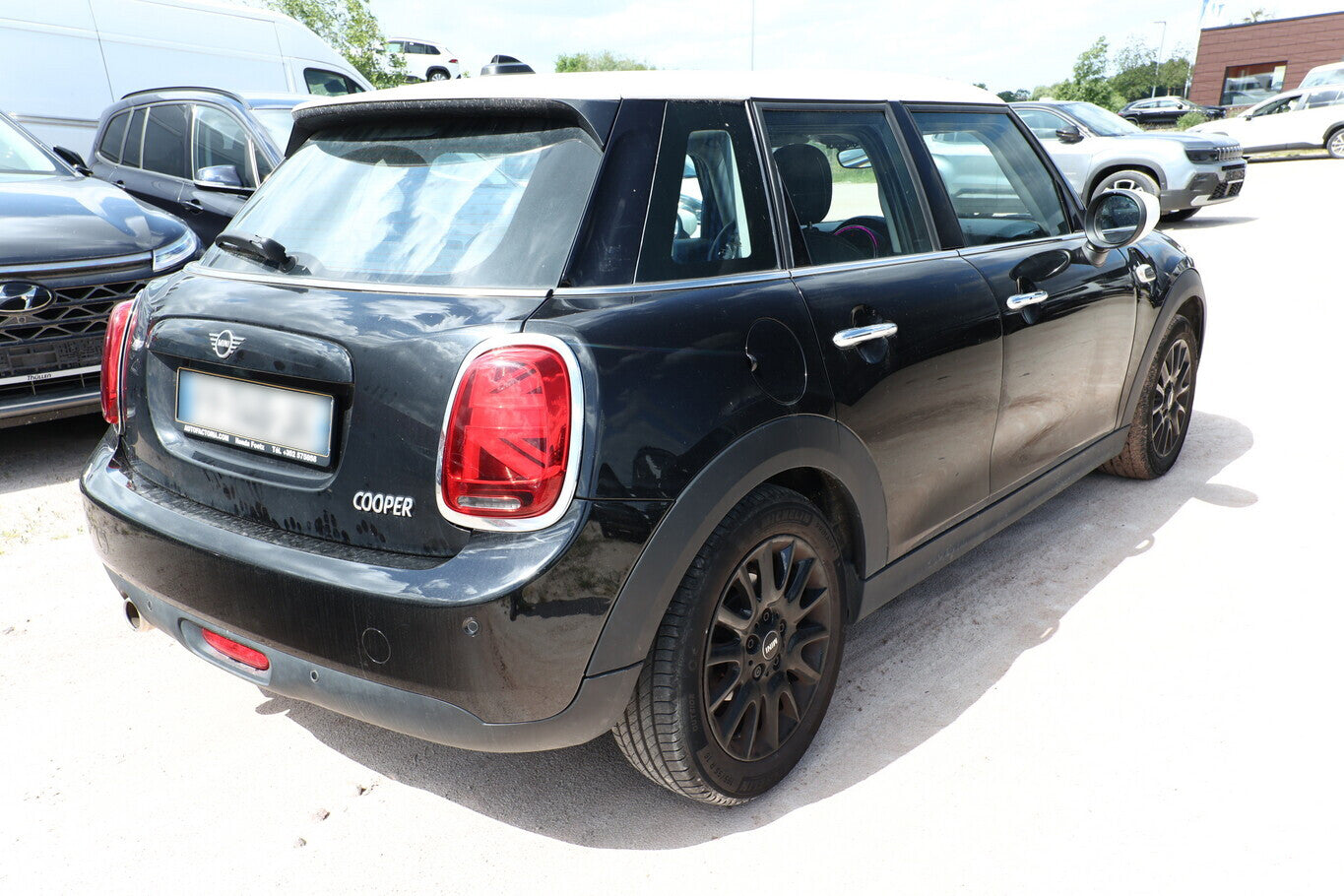 MINI Cooper 1.5 136 Pepper LED Nav. PDC 122604568 2
