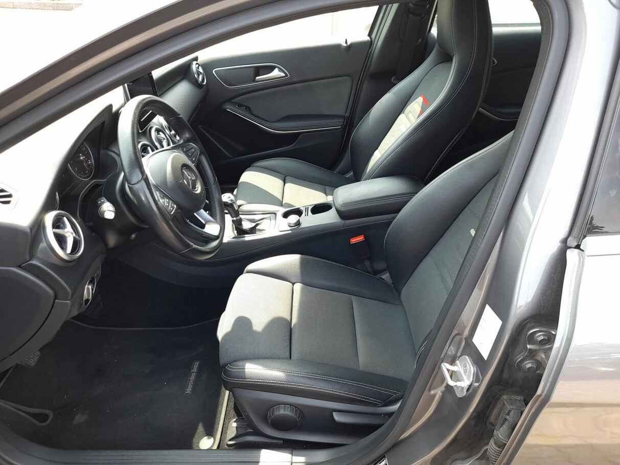 Mercedes-Benz A180 Style Navi Kamera SHZ PTS Klima Lichtaut. 132843903 5