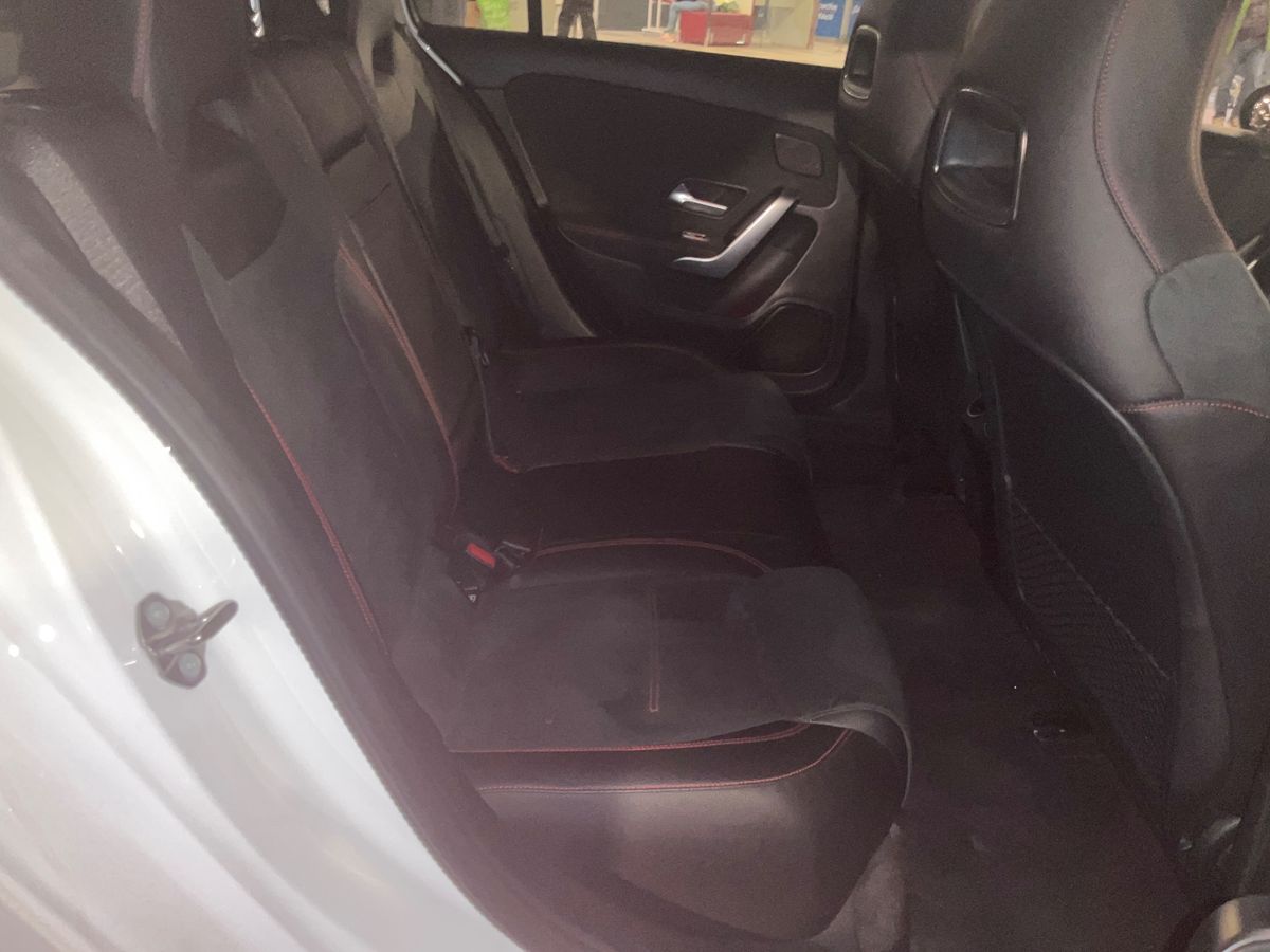Interior trasero
