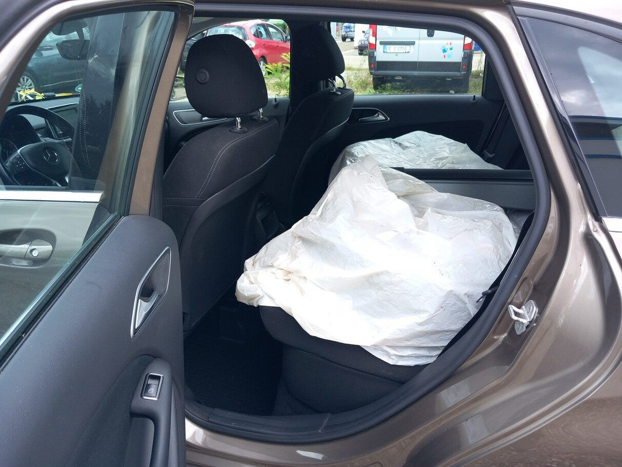 Mercedes-Benz B180 BE Aut. BiXe AHK Navi ParkAss Kamera LM SHZ 136262454 9