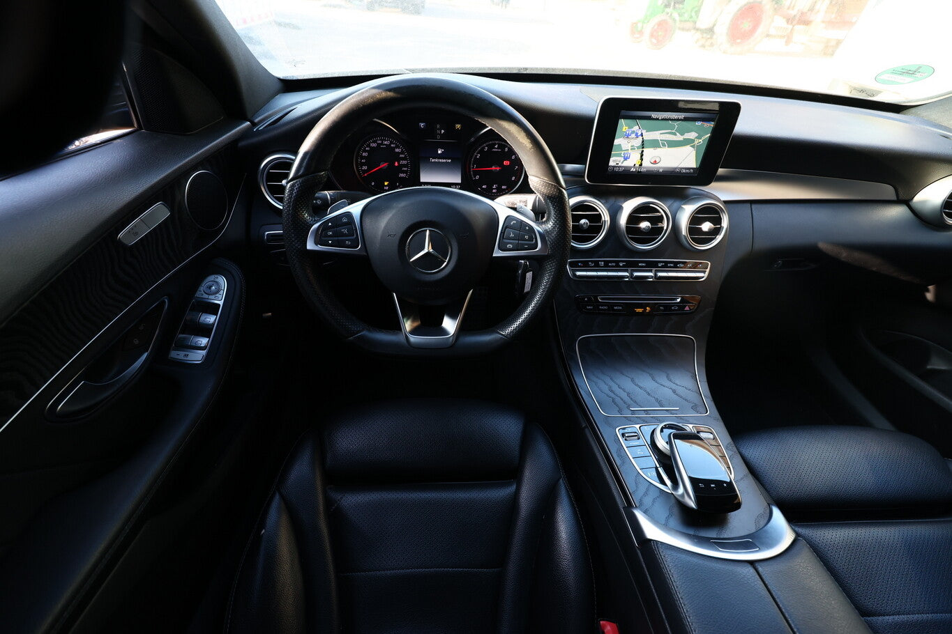 Mercedes-Benz C 300 245 Aut. AMG Line LED Nav ParkAs SHZ LM19Z 98677997 6