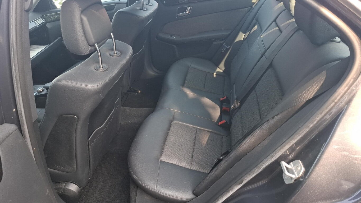 Mercedes-Benz E200 CGI Lim Aut. Avantgarde Navi PDC SHZ Xenon 131786158 7