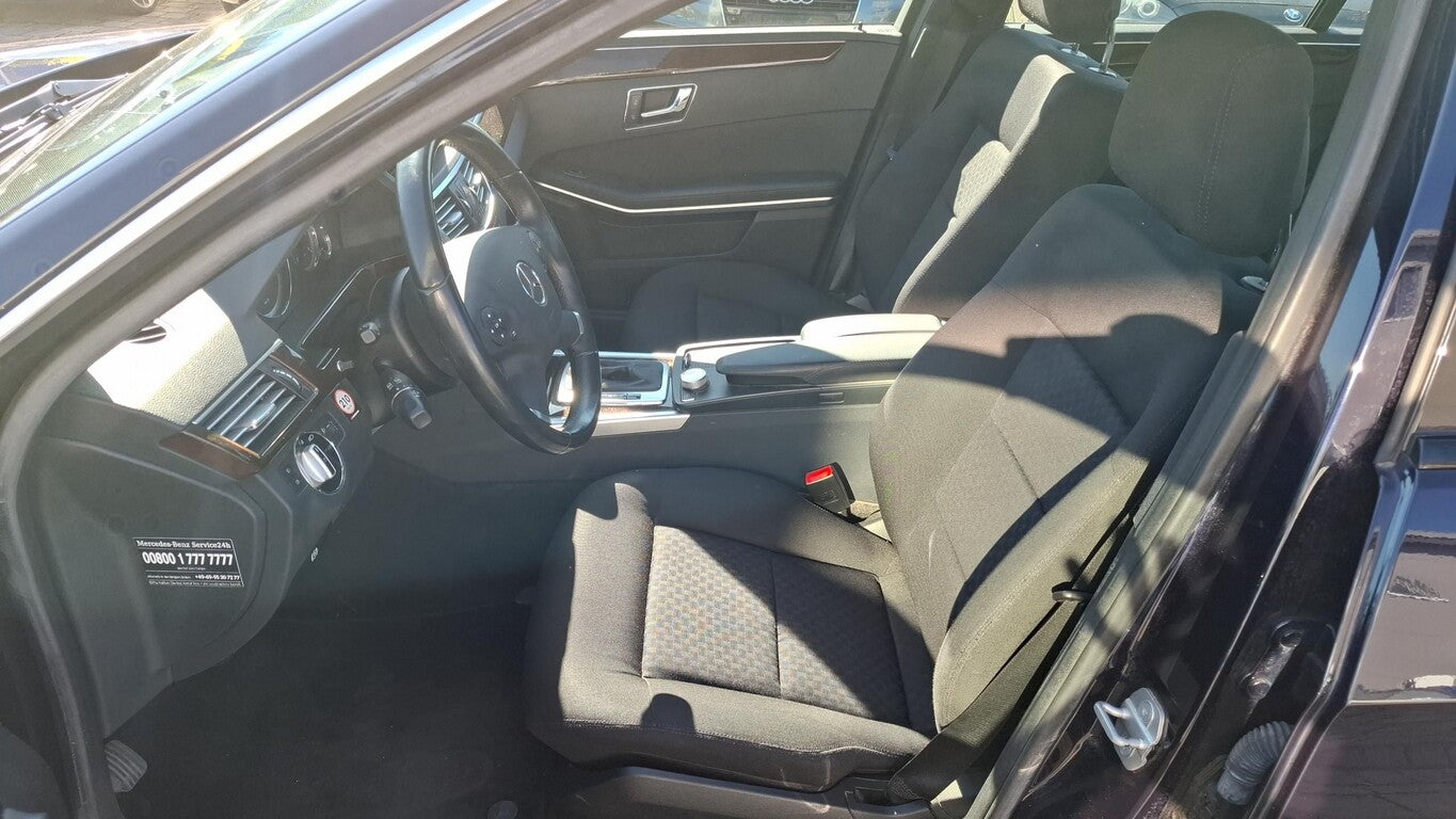 Mercedes-Benz E220 CDI Aut. Lim Navi StandHz PDC LM 136818999 6