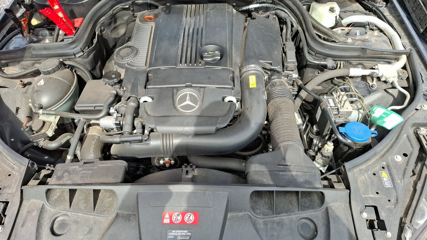 Mercedes-Benz E250 CGI Elegance Coupe Aut. Sport-P AMG PDC SHZ 118986096 9