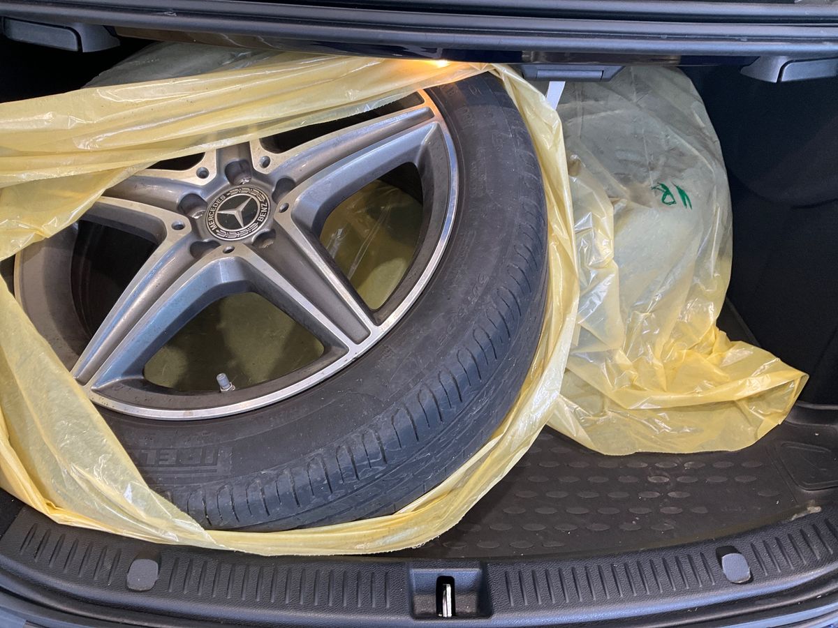 Secondary wheel set