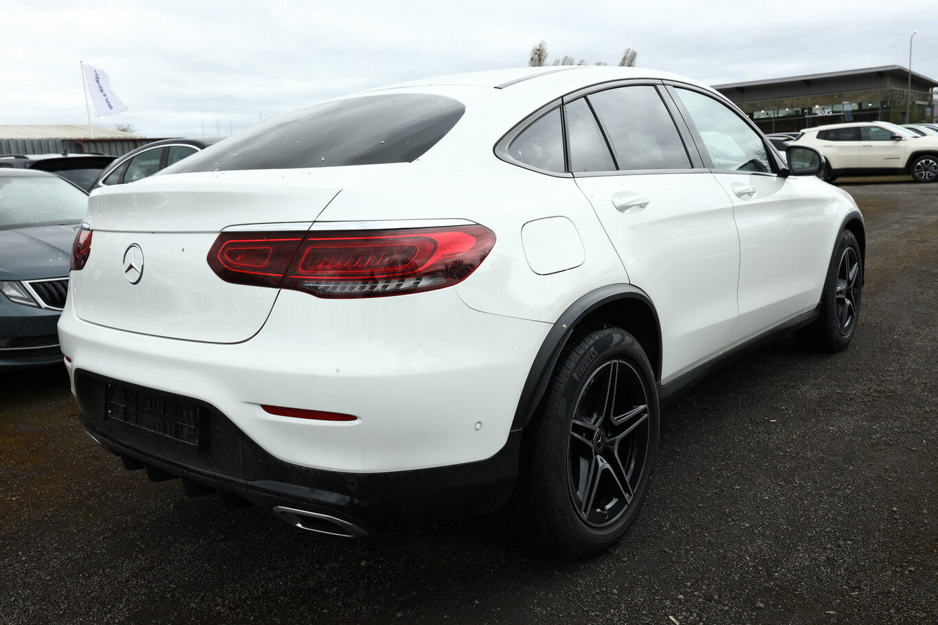 Mercedes-Benz GLC 200 4M Coupé AMG Line LED Nav NightP 19Z eHK 86998801 1