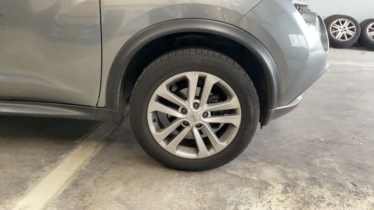 Front right tire