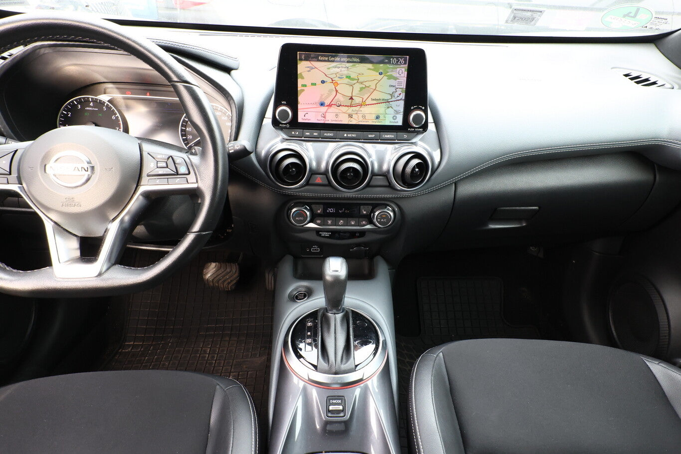 Nissan Juke 1.0 DIG-T 117 DCT Tekna Bose Nav PDC ACC 99825219 7