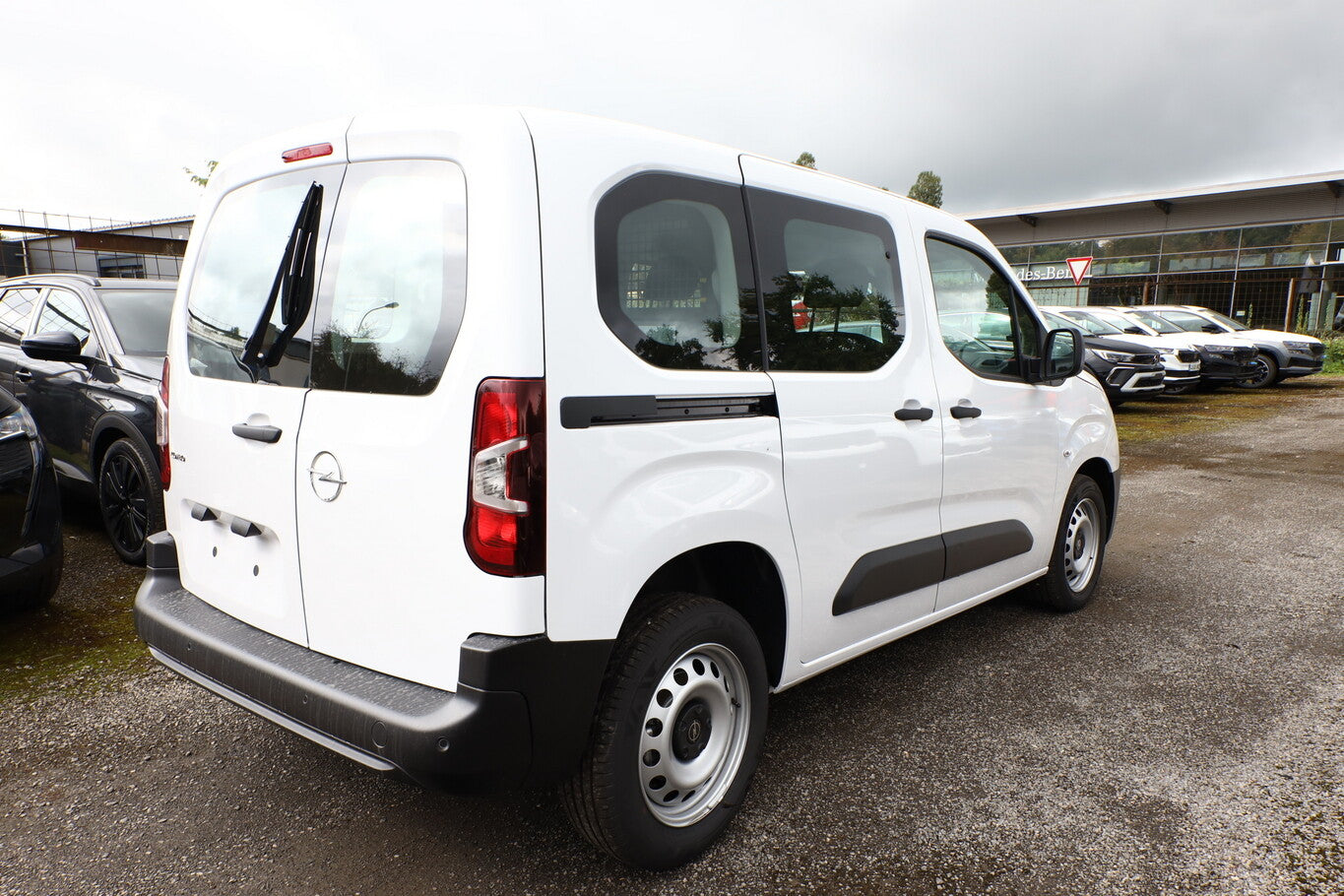 Opel Combo 1.5 D 100 N1 FACELIFT 5-S PDC 10
