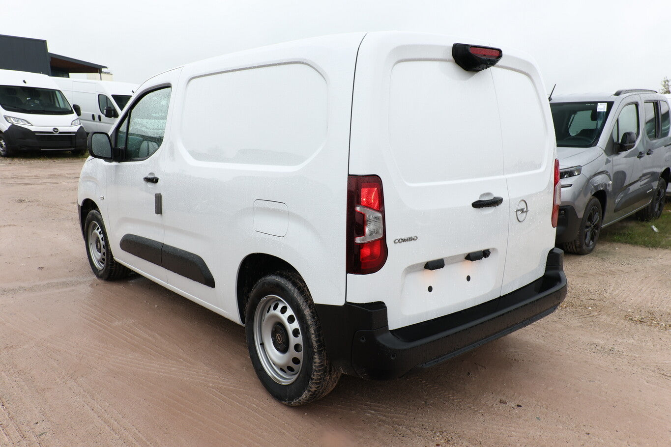 Opel Combo Cargo 1.5 D 130 AT8 3-S Nav Kam BSA PDC/vo 132845922 3