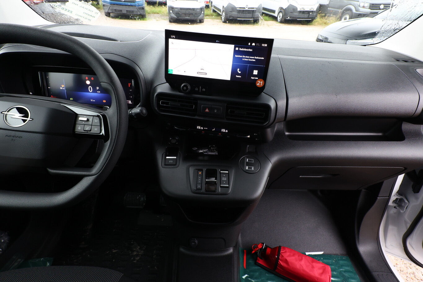 Opel Combo Cargo 1.5 D 130 AT8 3-S Nav Kam BSA PDC/vo 132845180 7