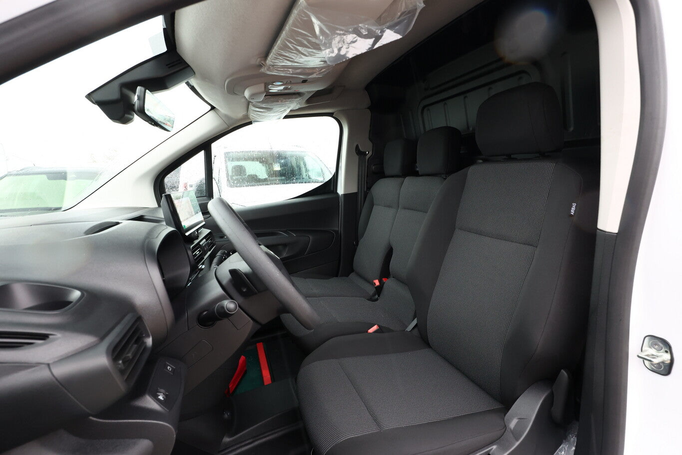 Opel Combo Cargo 1.5 D 130 AT8 3-S Nav Kam BSA PDC/vo 132845922 5