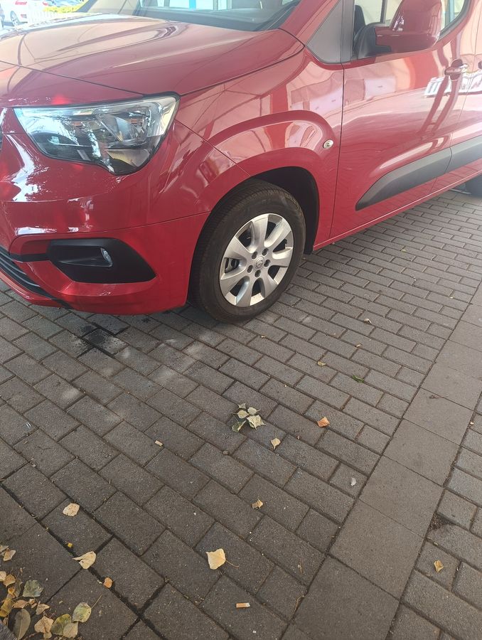 Lateral delantero izquierdo