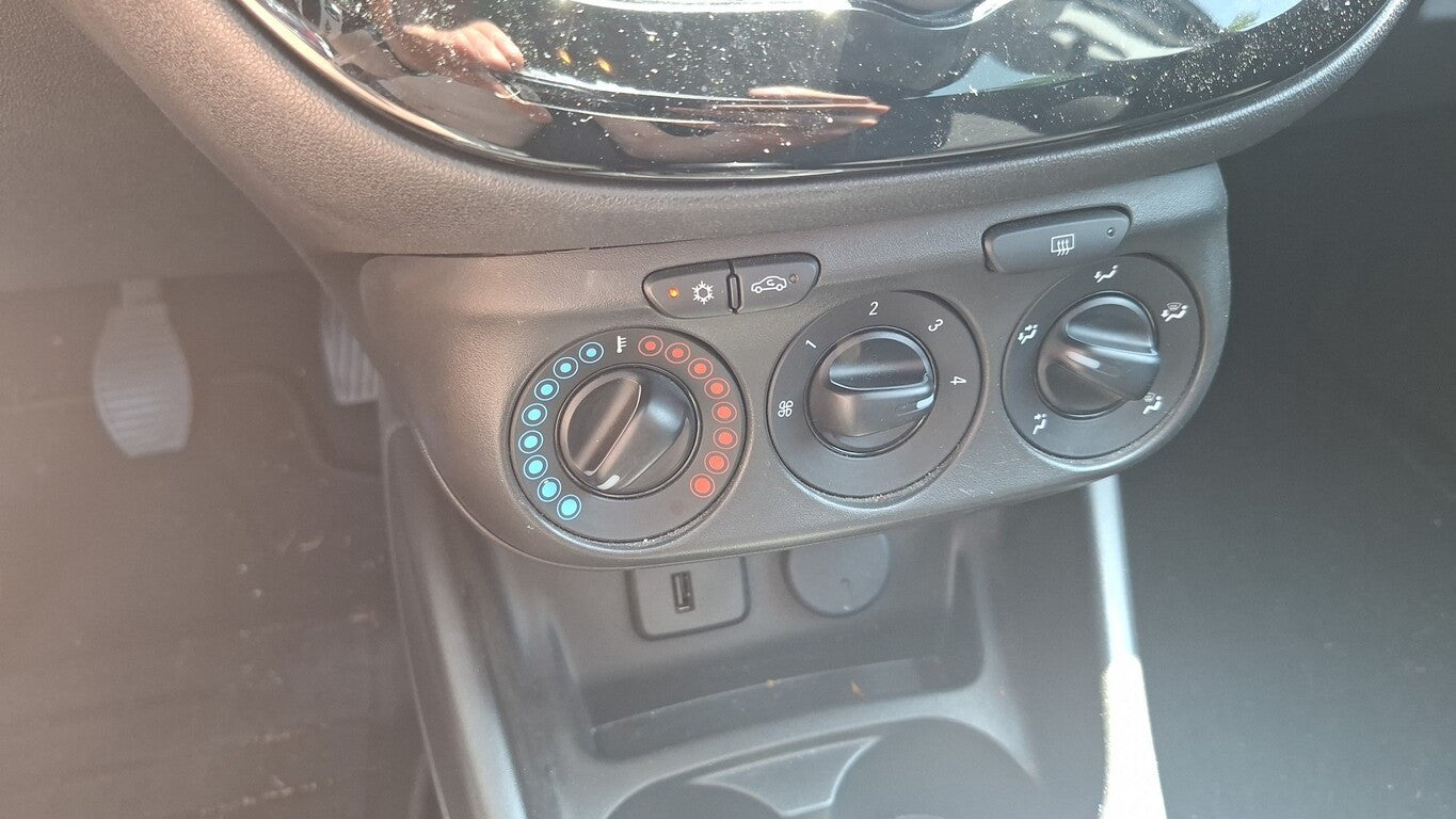 Opel Corsa E 1.4 ON R4.0 IntelliLink SHZ LM PDC GRA 125317859 7