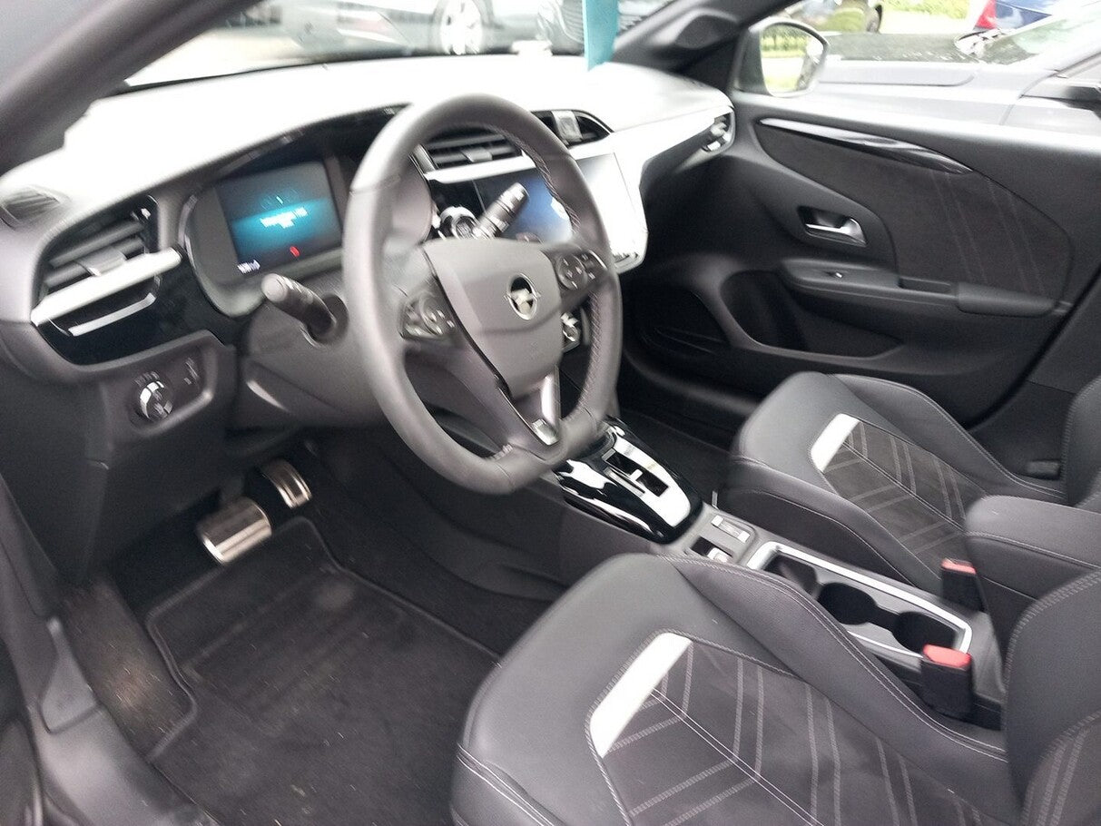 Opel Corsa 1.2 Turbo 130 AT8 GS Nav Alcantara Massage 137940263 4