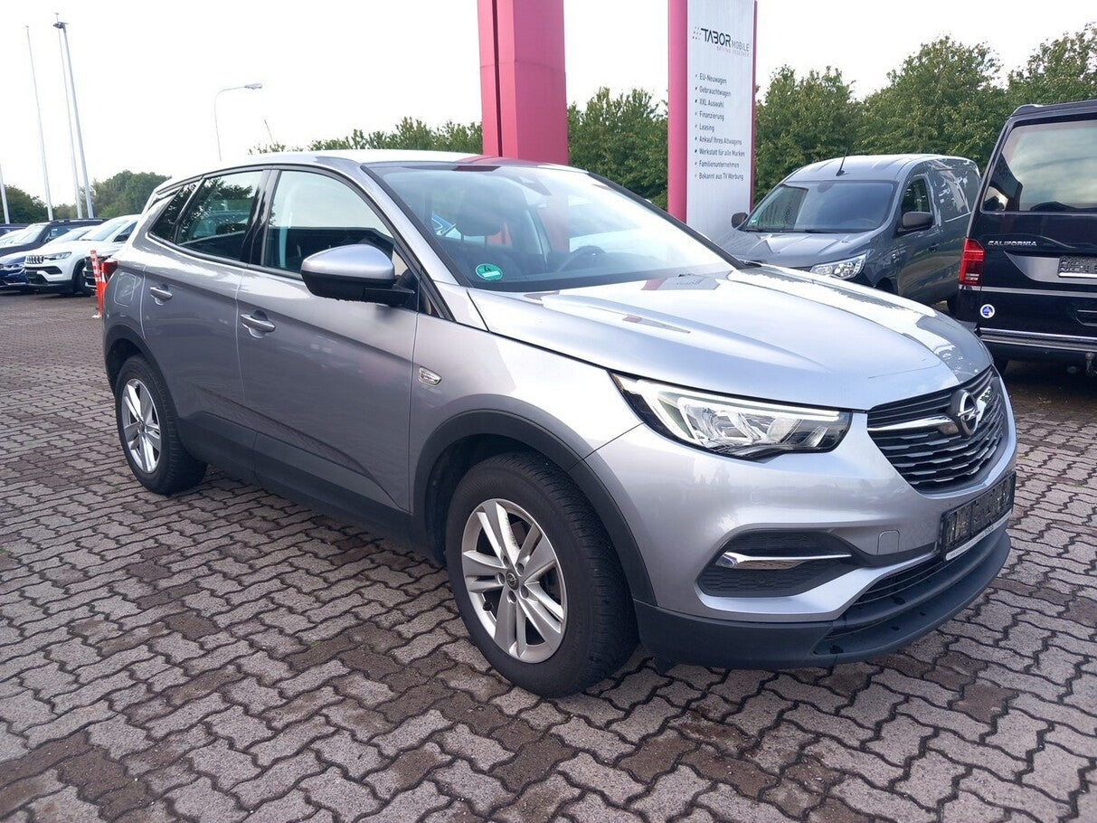 Opel Grandland X 1.2 Turbo 130 Edition LED PDC BT 17Z 137148335 1